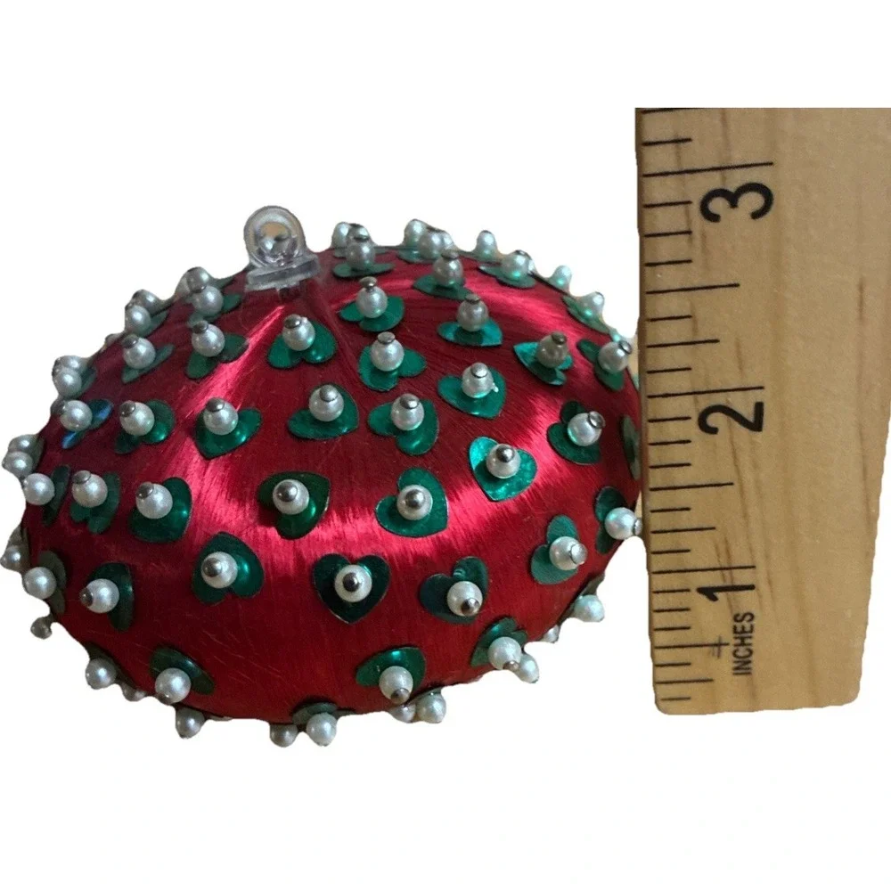 Vintage Push Pin Ornament Red Green‎ Hearts Beaded Pearl Oval 3.5x2.5